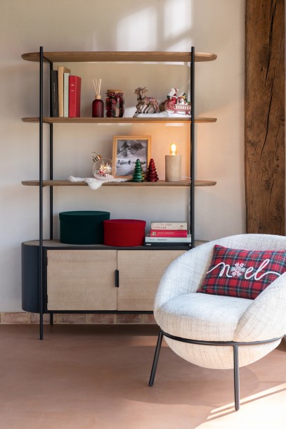 Noel Cushion Red/White (45x30x15cm)