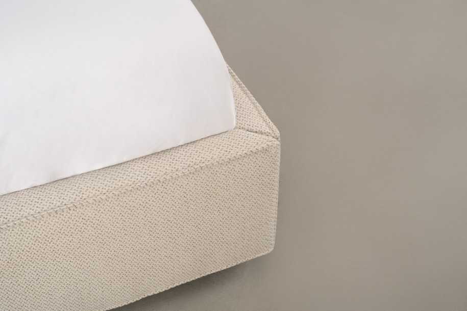 Navarra Bed 201x161 cm (fabric FH7A)