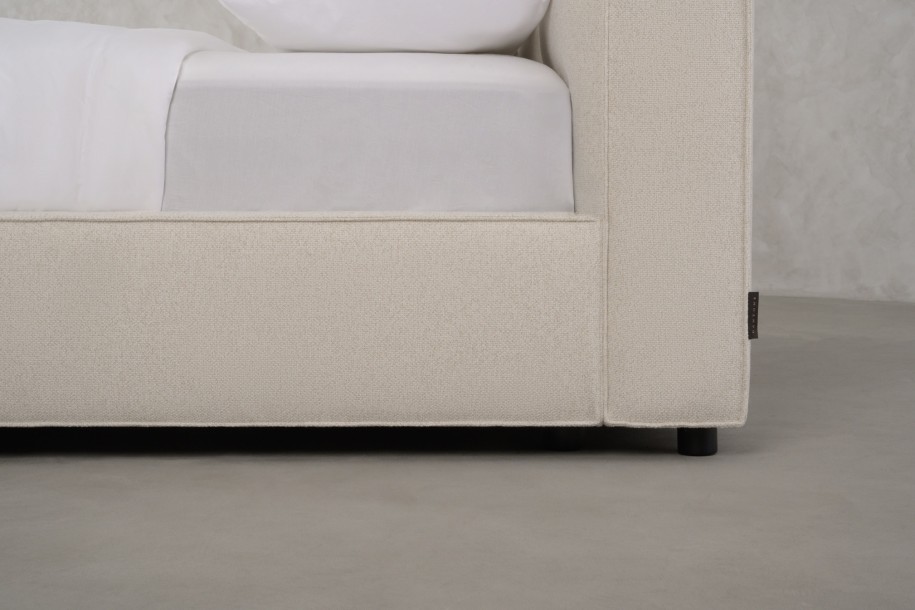 Navarra Bed 201x161 cm (fabric EGG3A)