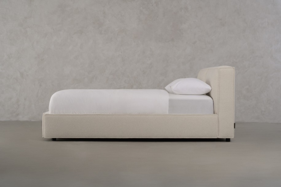 Navarra Bed 203x181 cm (fabric EGG3A)