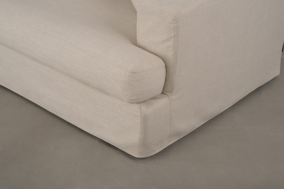 Carmel Armchair (fabric FLW1A)