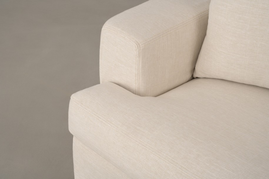 Carmel Armchair (fabric FLW1A)