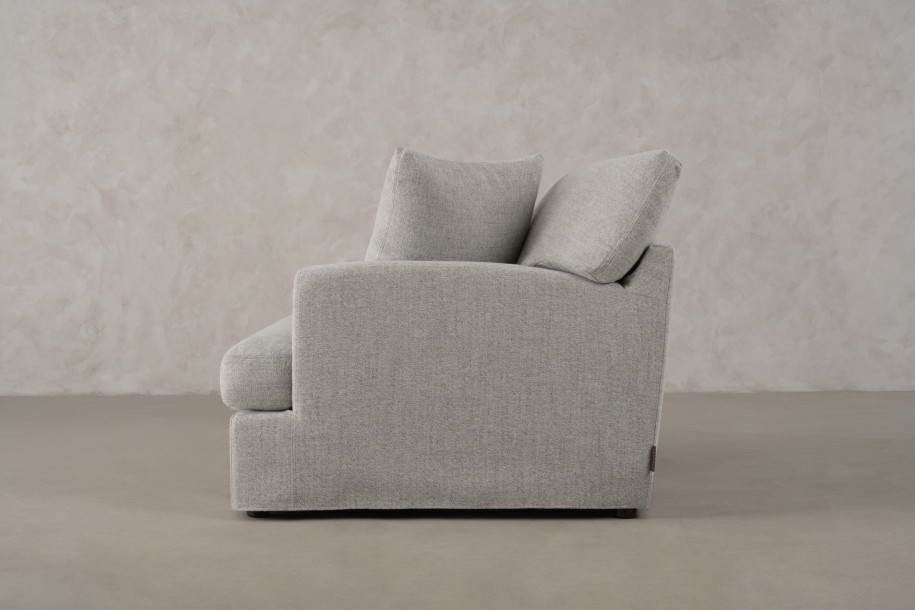 Carmel Armchair (fabric DFC7A)
