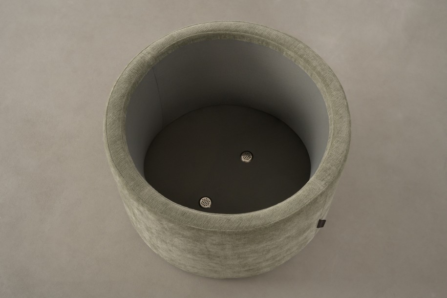 Fabi Pouf (fabric FAM6A)