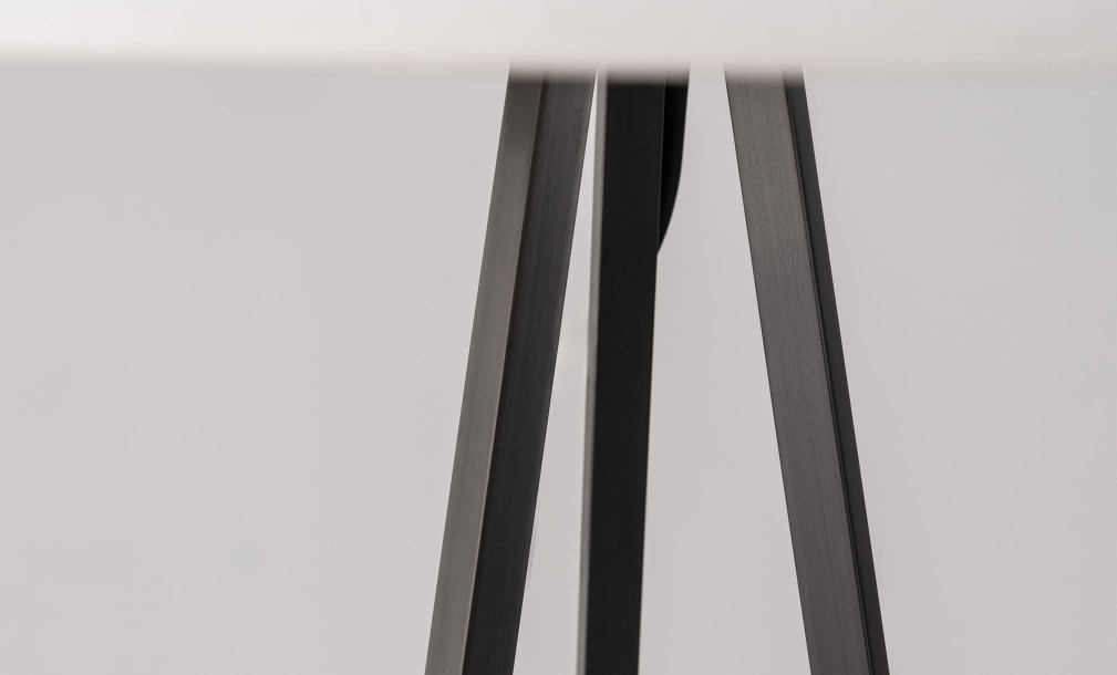 Idol Floor Lamp