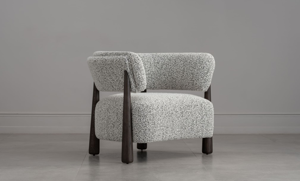 Lauren Armchair (A3111 col 9A)