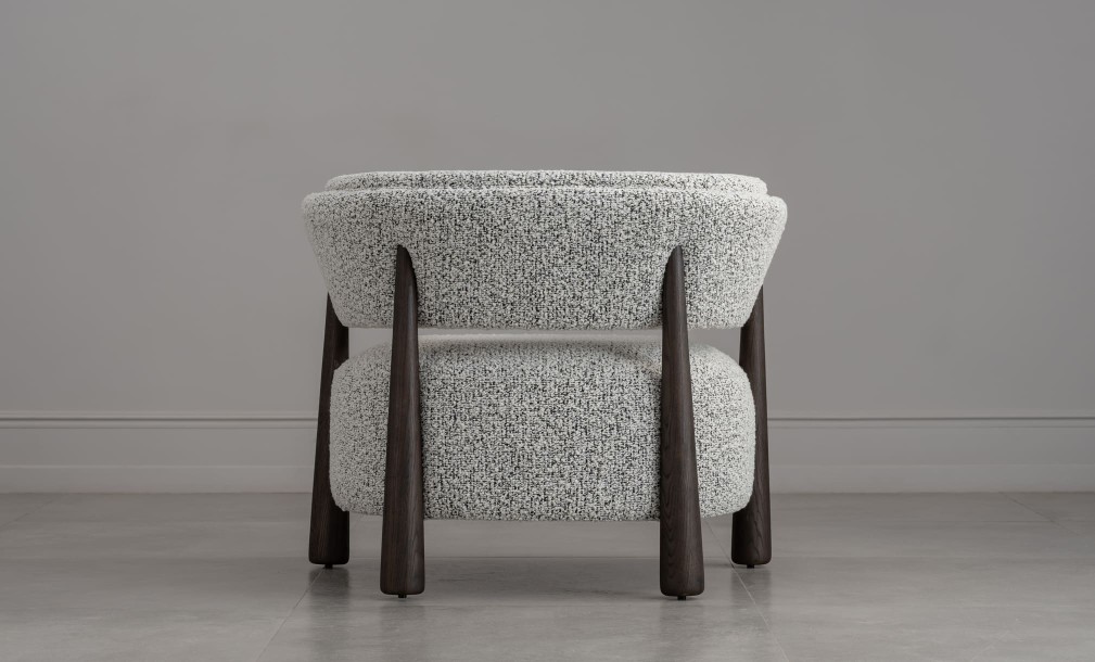 Lauren Armchair (A3111 col 9A)
