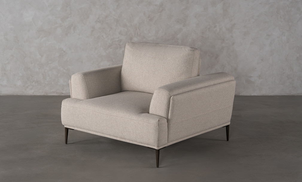 Calgary Armchair (fabric FH7A)