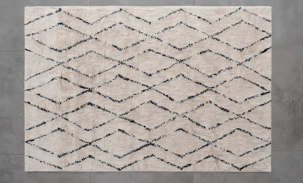 Vasu Rug 200x300 cm (black pattern)