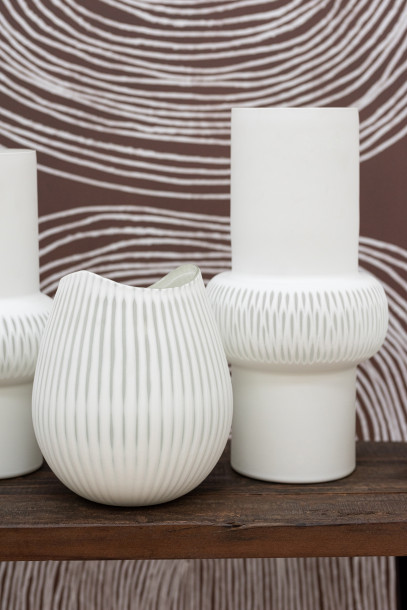 Stripe Ball Glass White Vase L