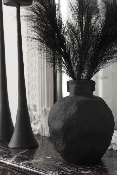 Leity Vase Clay Black