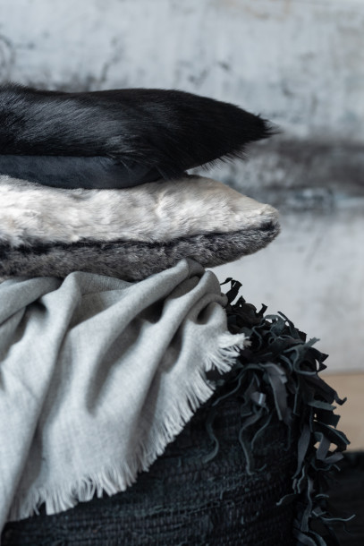 Pillow Goatskin Black