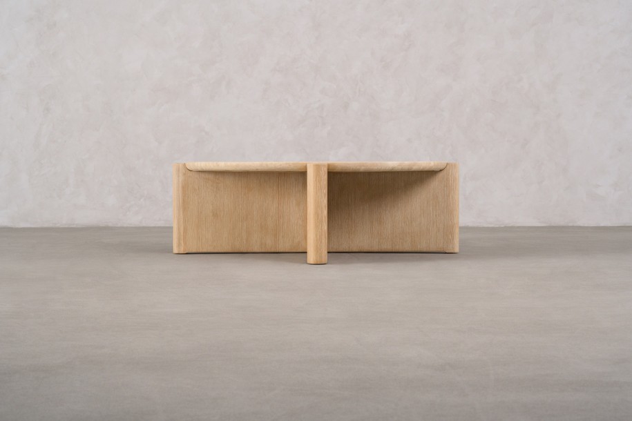 Pebble Coffee Table L Stone top D110