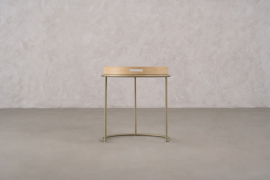 Train Coffee Table with Tray D53