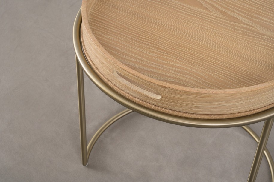 Train Coffee Table with Tray D53