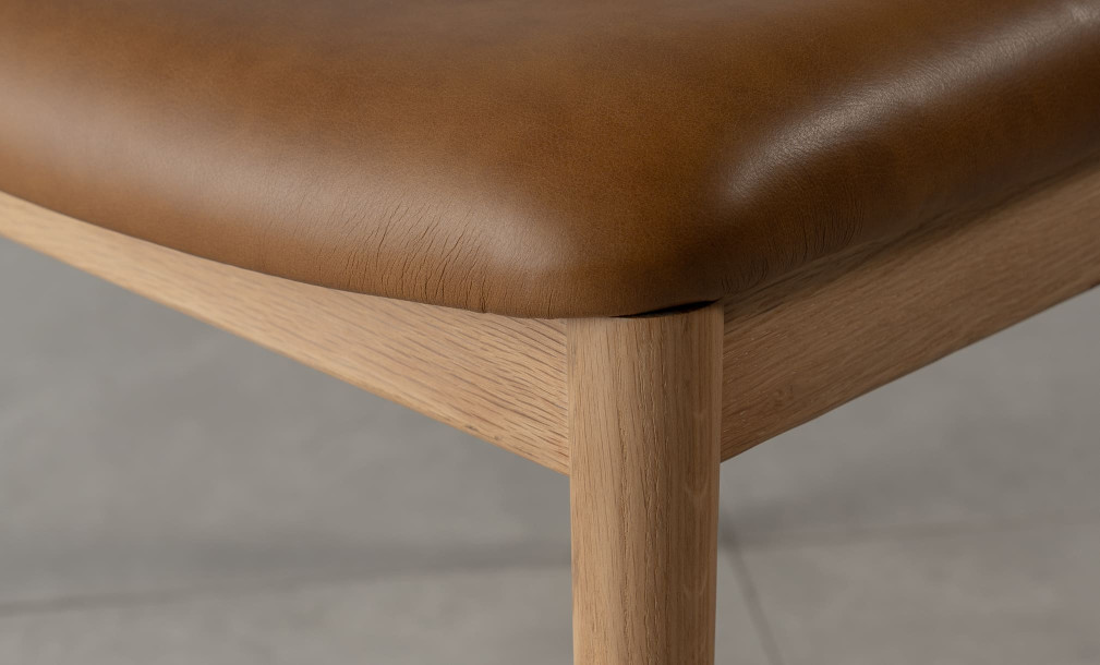 Naomi Dining Chair Light oak / Leather