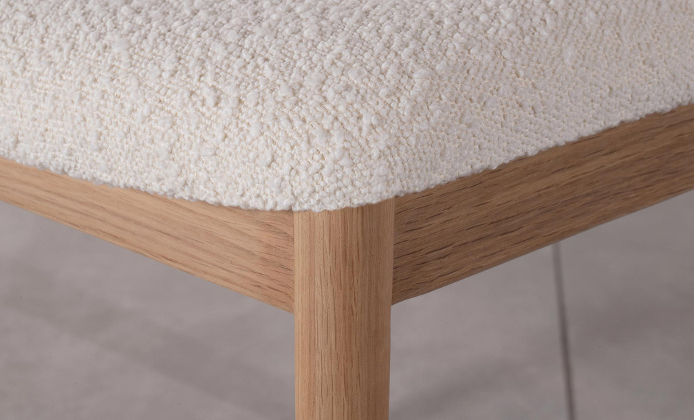 Naomi Dining Chair Light oak / Ivory boucle