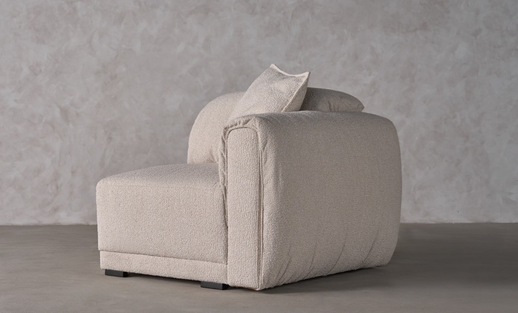 Nuvola Right Arm Sofa Section (Fabric: FIORD PLAIN col.102 (Cat. 3))
