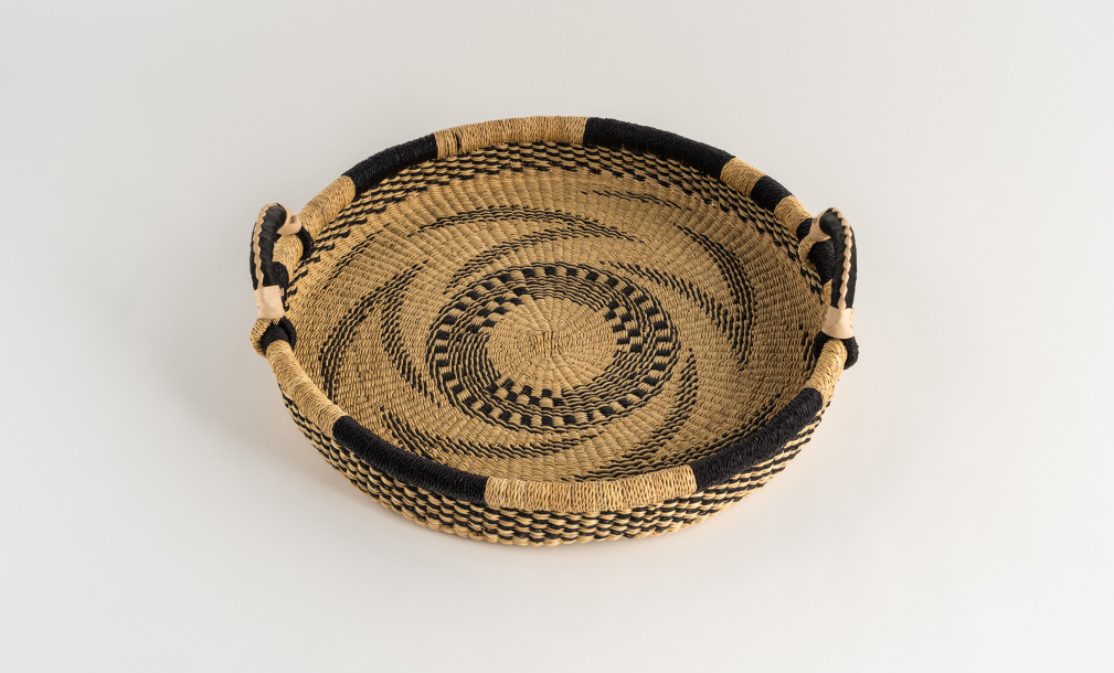 Small Woven Tray Black/Natural Zigzag