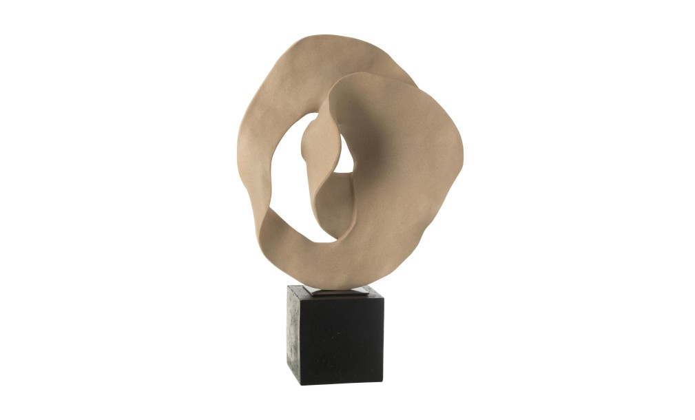 Conceptual Figure On Base (39x15x60cm)