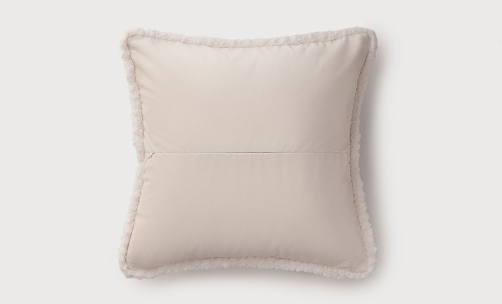 Milla Cushion