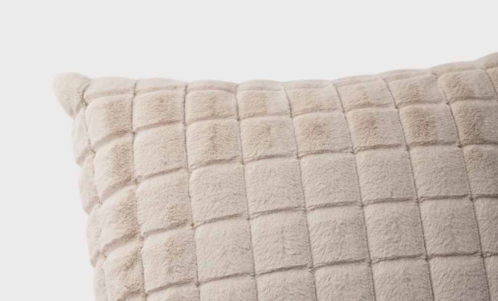 Laren Cushion