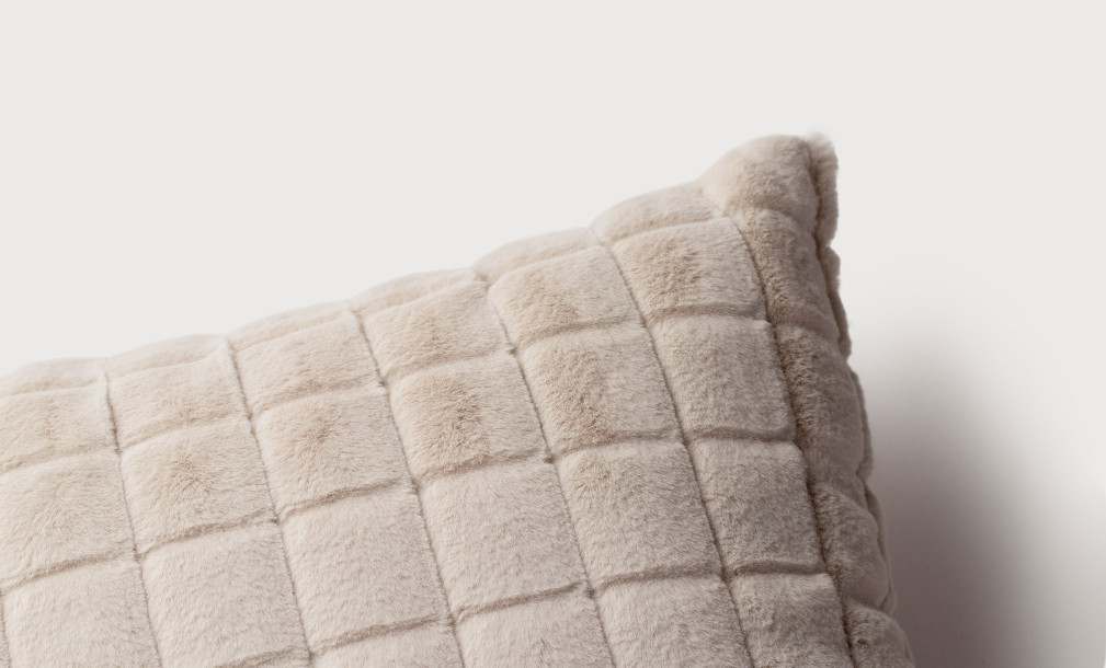 Laren Cushion