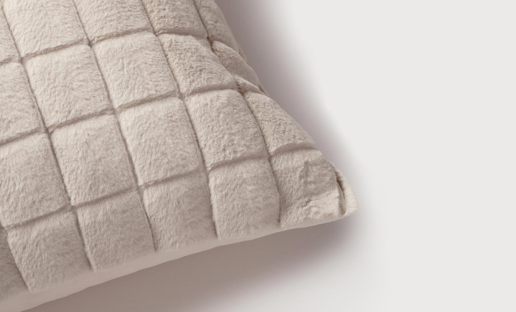 Laren Cushion