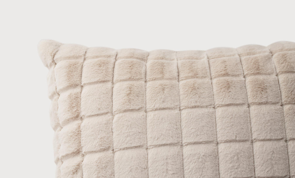 Laren Cushion