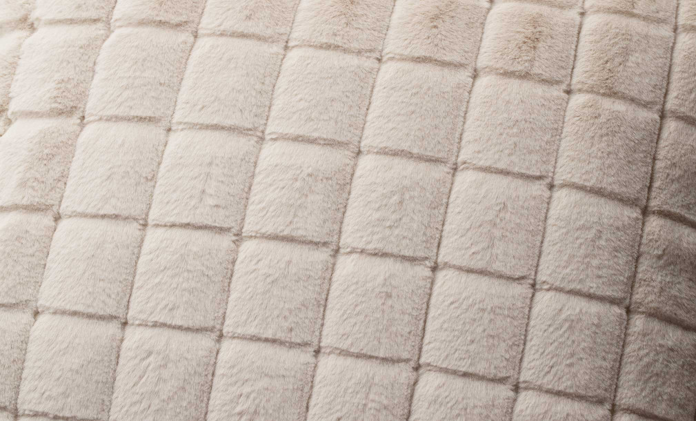 Laren Cushion
