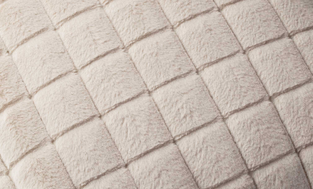 Laren Cushion