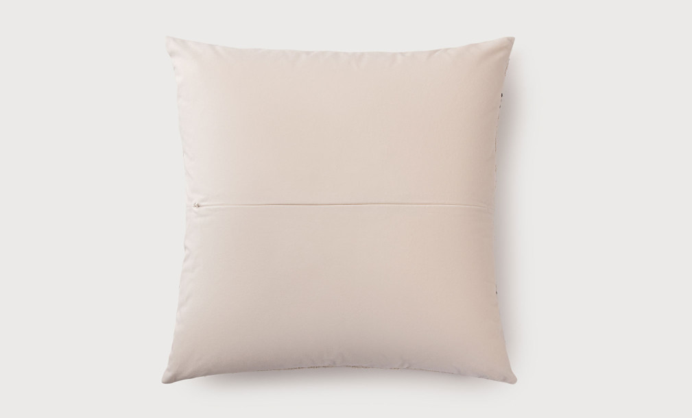 Everly Cushion