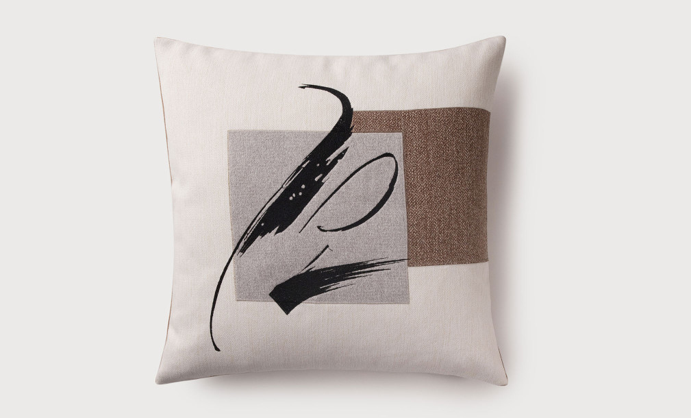 Elara Cushion