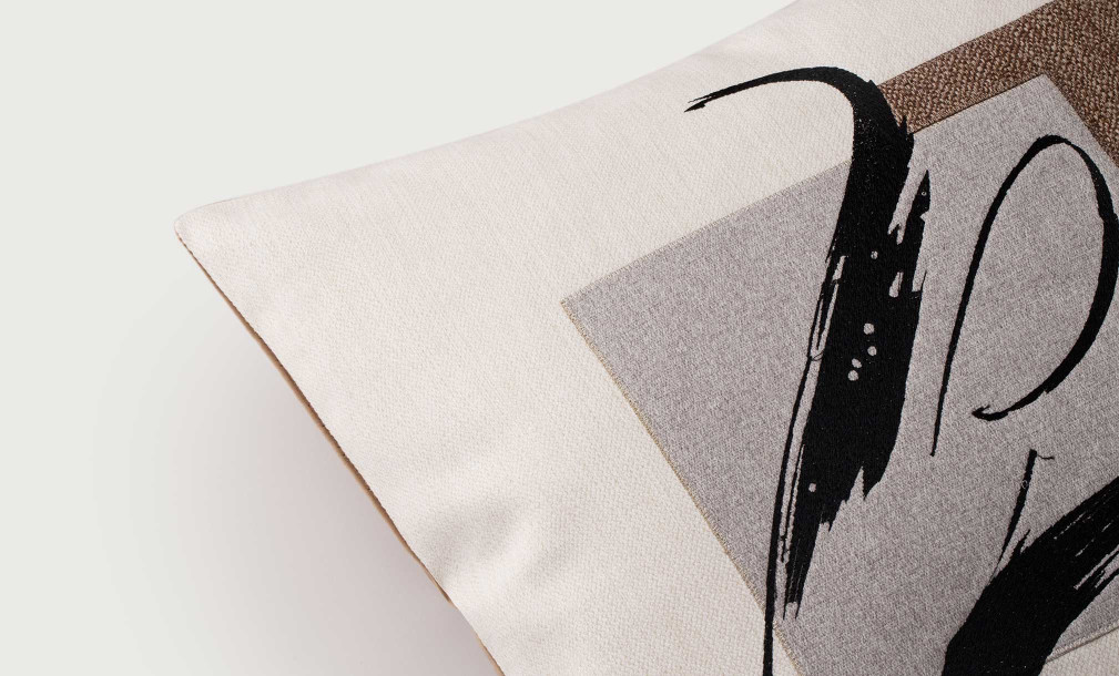 Elara Cushion