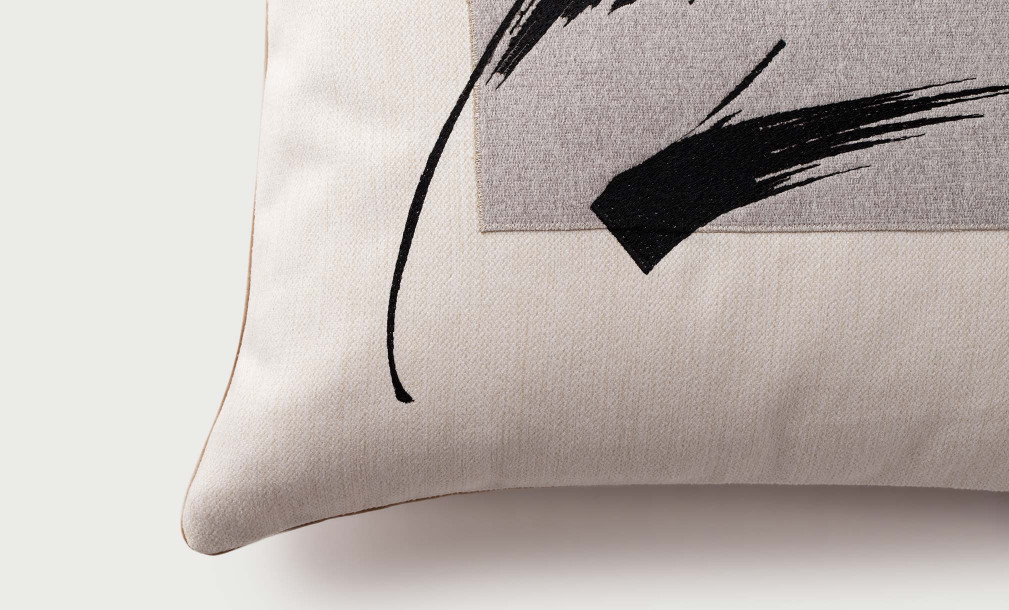 Elara Cushion