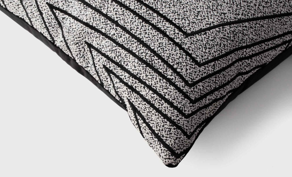 Notch Cushion