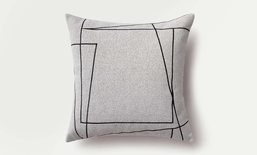 Avery Cushion