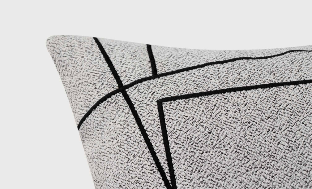 Avery Cushion
