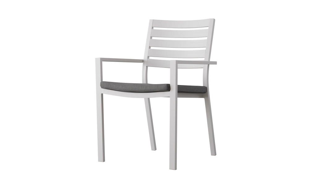 Commet Chair With Cushion White