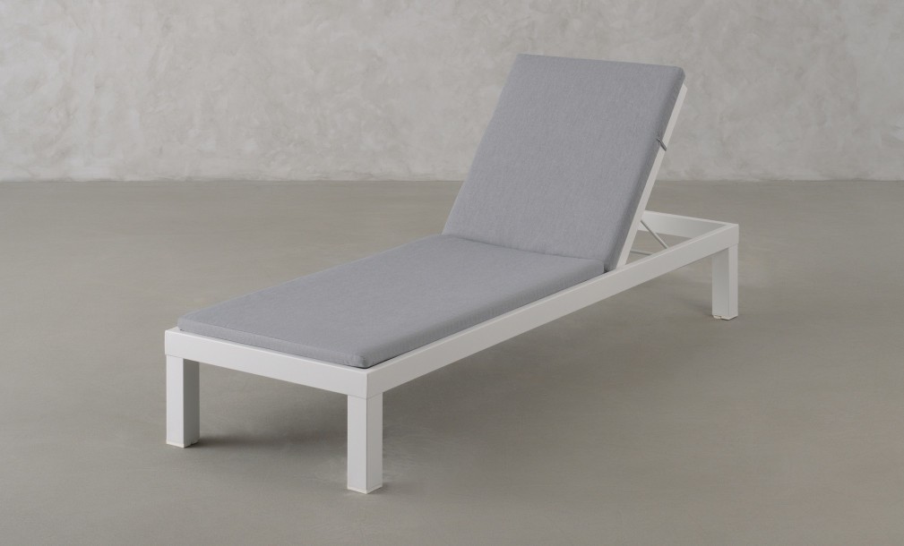 Elba White Sunlounge with Cushion