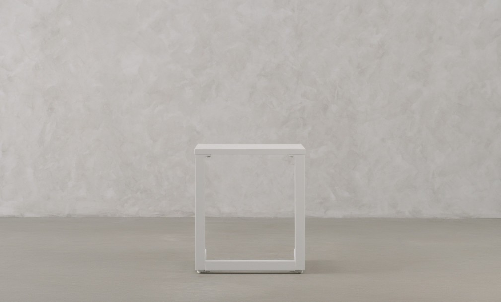 C-Shape Table White