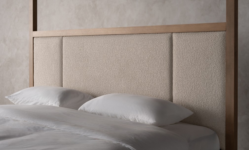 Willow Canopy Bed 180x200 cm (Fabric: FIORD PLAIN col.102; LEGS - ML09 CAPPUCCINO (ash))