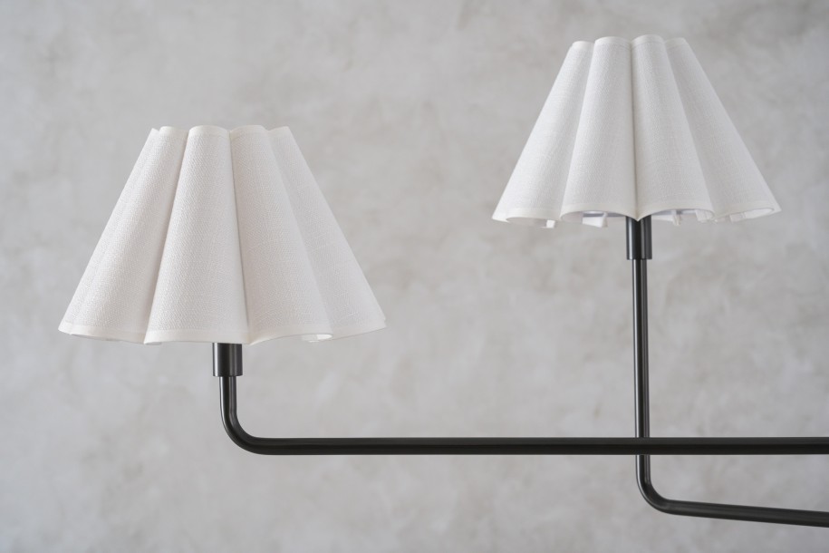 Amani Chandelier L166xW26 bronze
