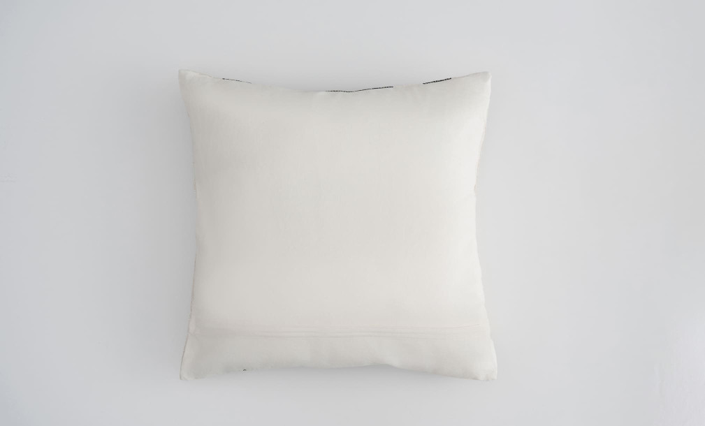 Camelia Cushion 55x55 cm