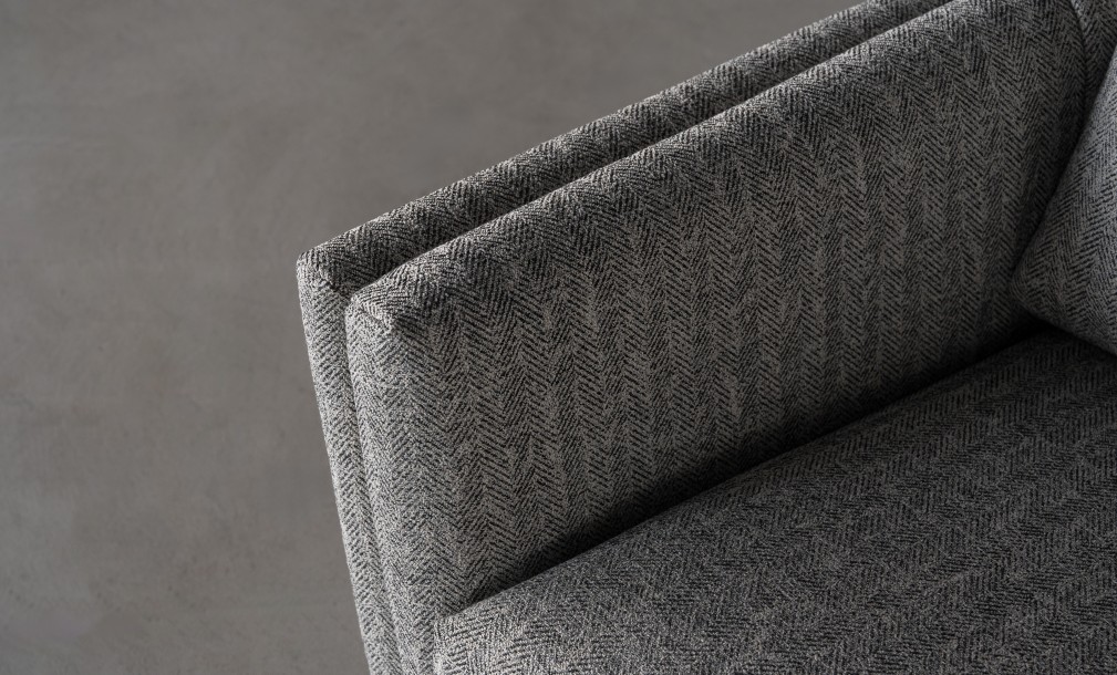 Como Armchair Small (Fabric: Corso D col.18)