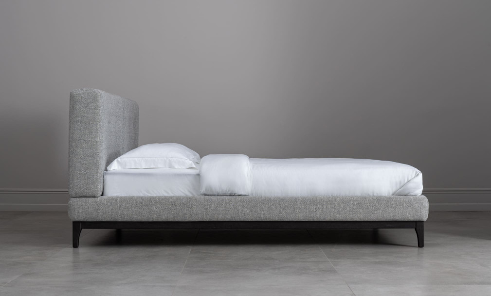 Foster Bed 180x200 cm