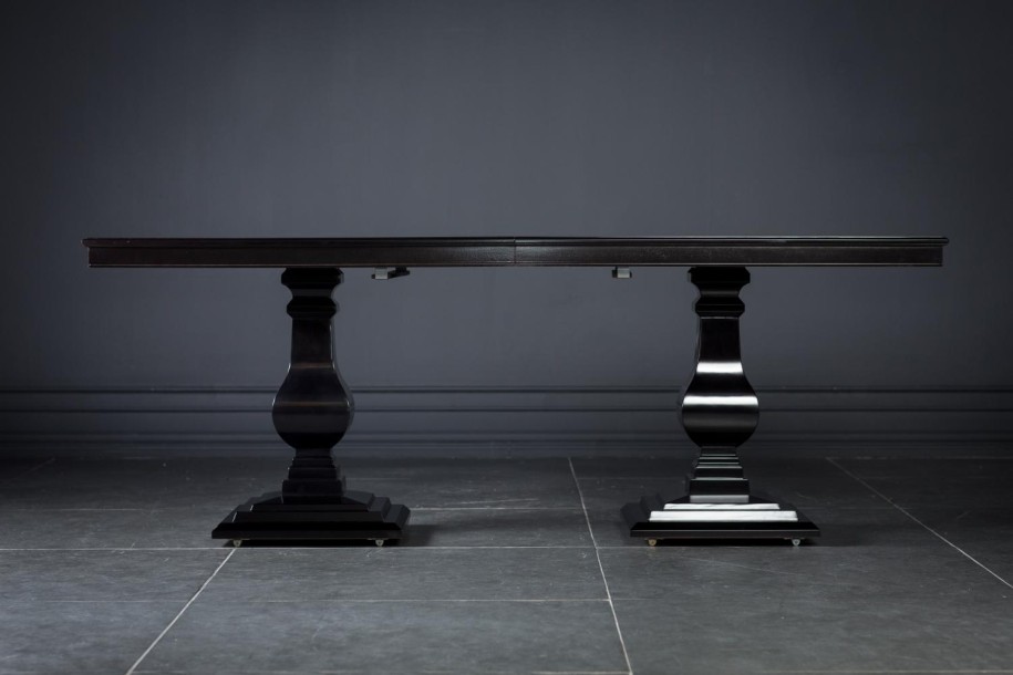 Classic Rectangular Dining Table (Color: legs RAL 9005)