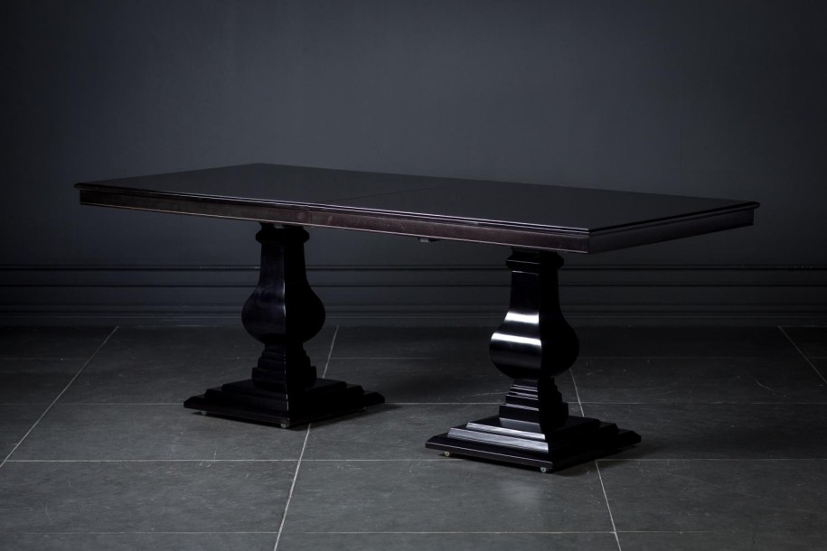 Classic Rectangular Dining Table (Color: legs RAL 9005)