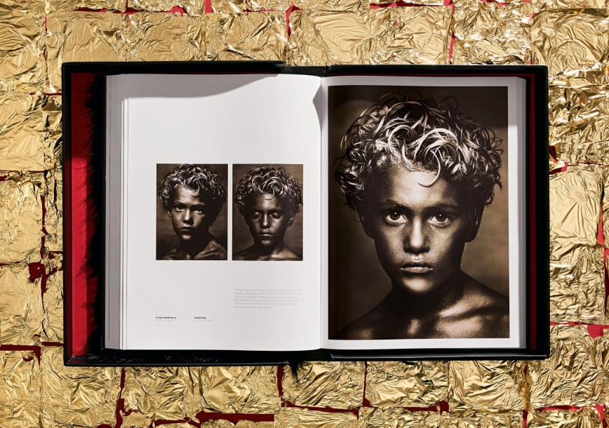 Albert Watson. Kaos
