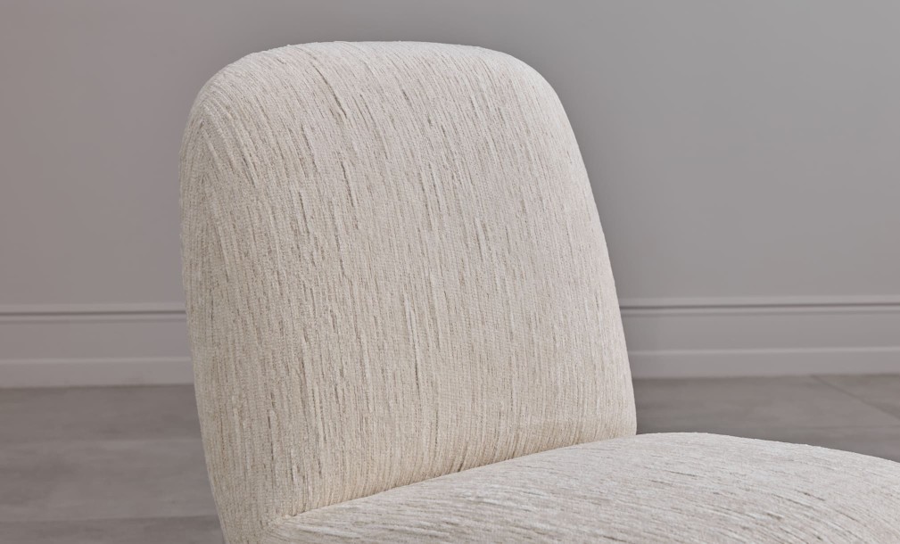 Lennon Swivel Armchair (BERLIN 102)